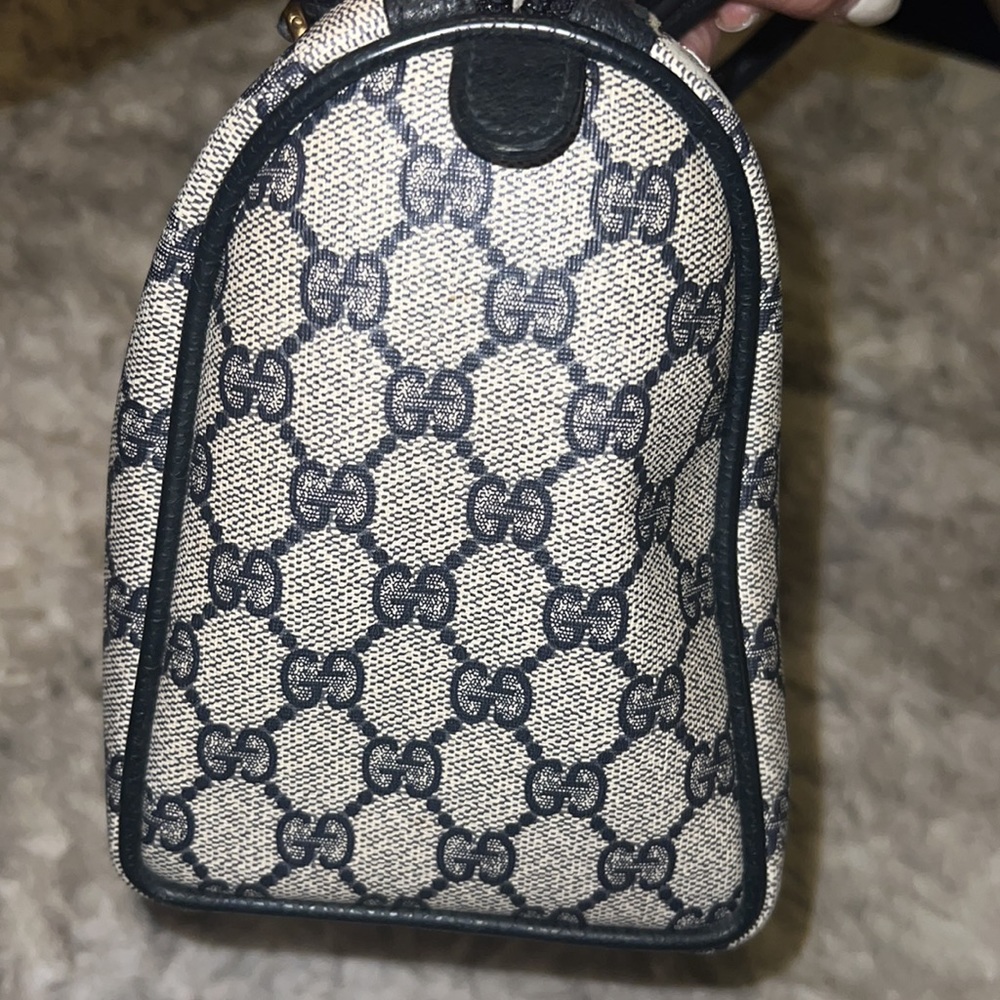 Gucci 💙 - Picture 3 of 8